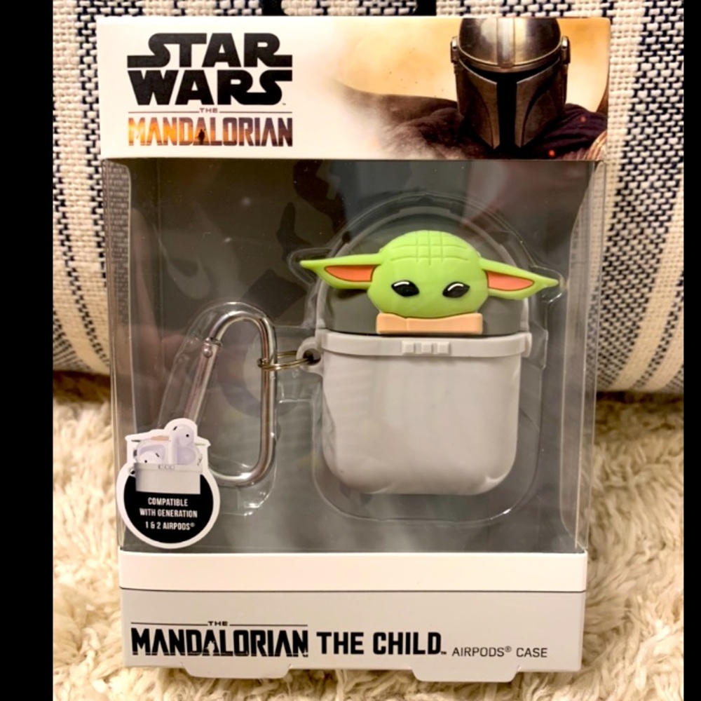 Star Wars Mandalorian Apple AirPods case